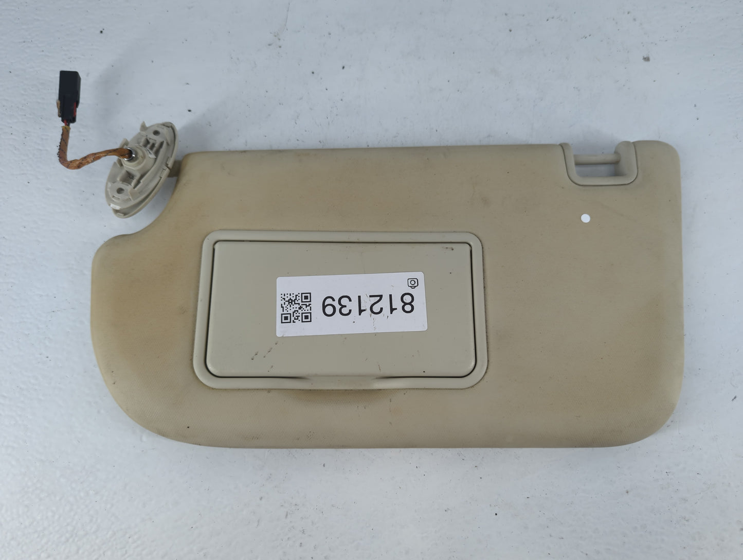 2013-2018 Ford Focus Sun Visor Shade Replacement Driver Left Mirror Fits Fits 2013 2014 2015 2016 2017 2018 OEM Used Auto Pa