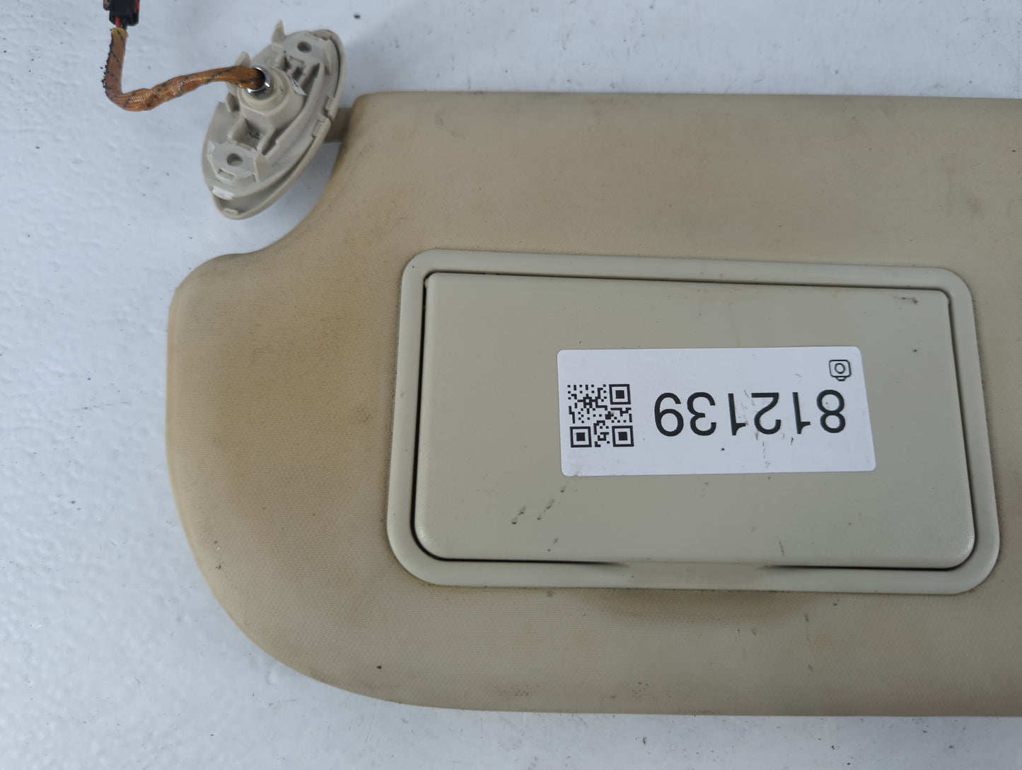 2013-2018 Ford Focus Sun Visor Shade Replacement Driver Left Mirror Fits Fits 2013 2014 2015 2016 2017 2018 OEM Used Auto Pa