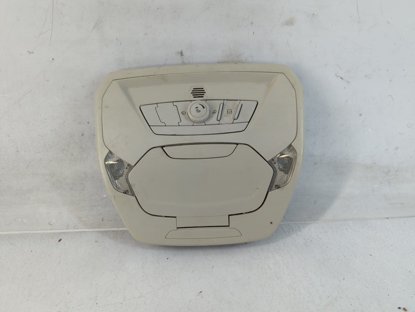 2015-2018 Ford Focus Center Floor Console P/N:156060720 Fits Fits 2015 2016 2017 2018 OEM Used Auto Parts - Oemusedautoparts