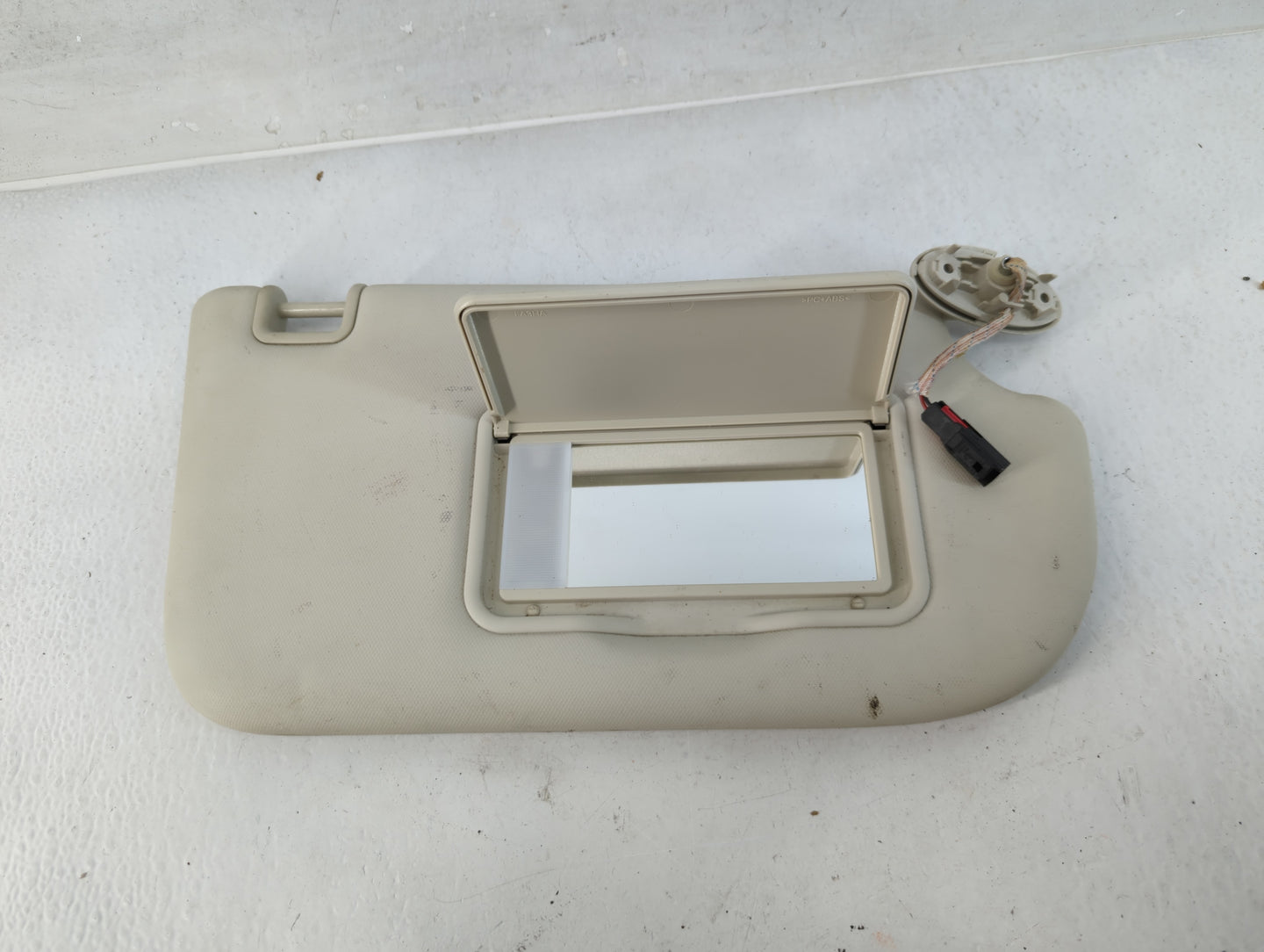2013-2018 Ford Focus Sun Visor Shade Replacement Passenger Right Mirror Fits Fits 2013 2014 2015 2016 2017 2018 OEM Used Aut