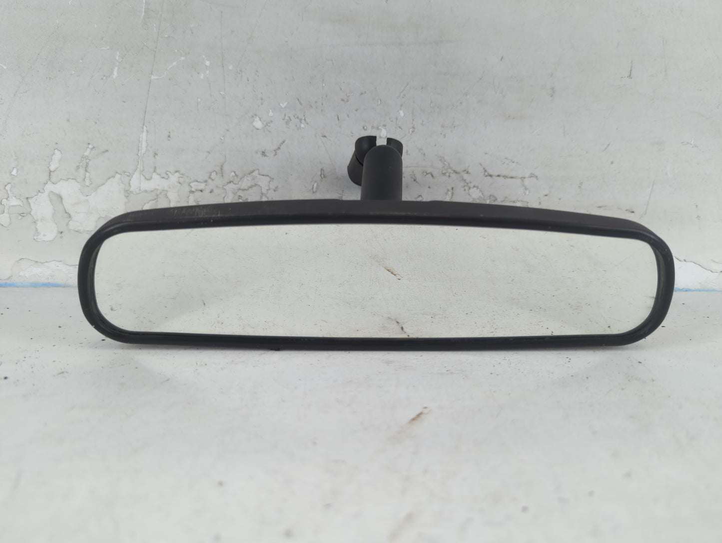 2010-2018 Ford Focus Interior Rear View Mirror Replacement OEM P/N:E8011681 Fits OEM Used Auto Parts - Oemusedautoparts1.com
