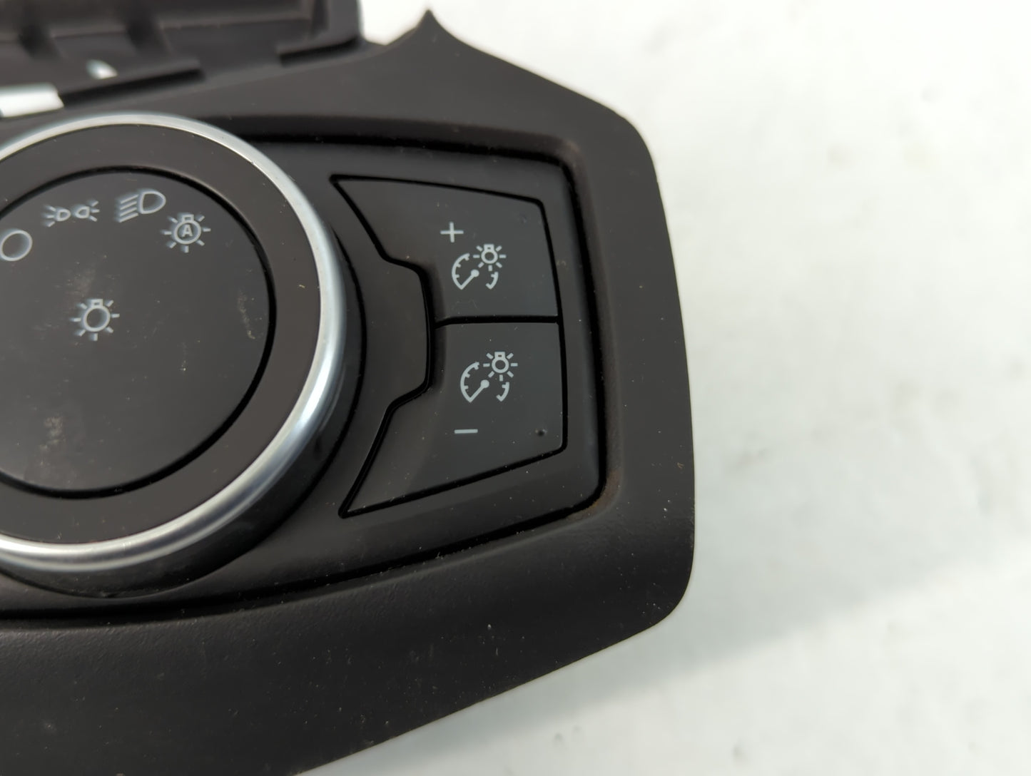2015 Ford Focus Headlight Lamp Control Switch - Oemusedautoparts1.com