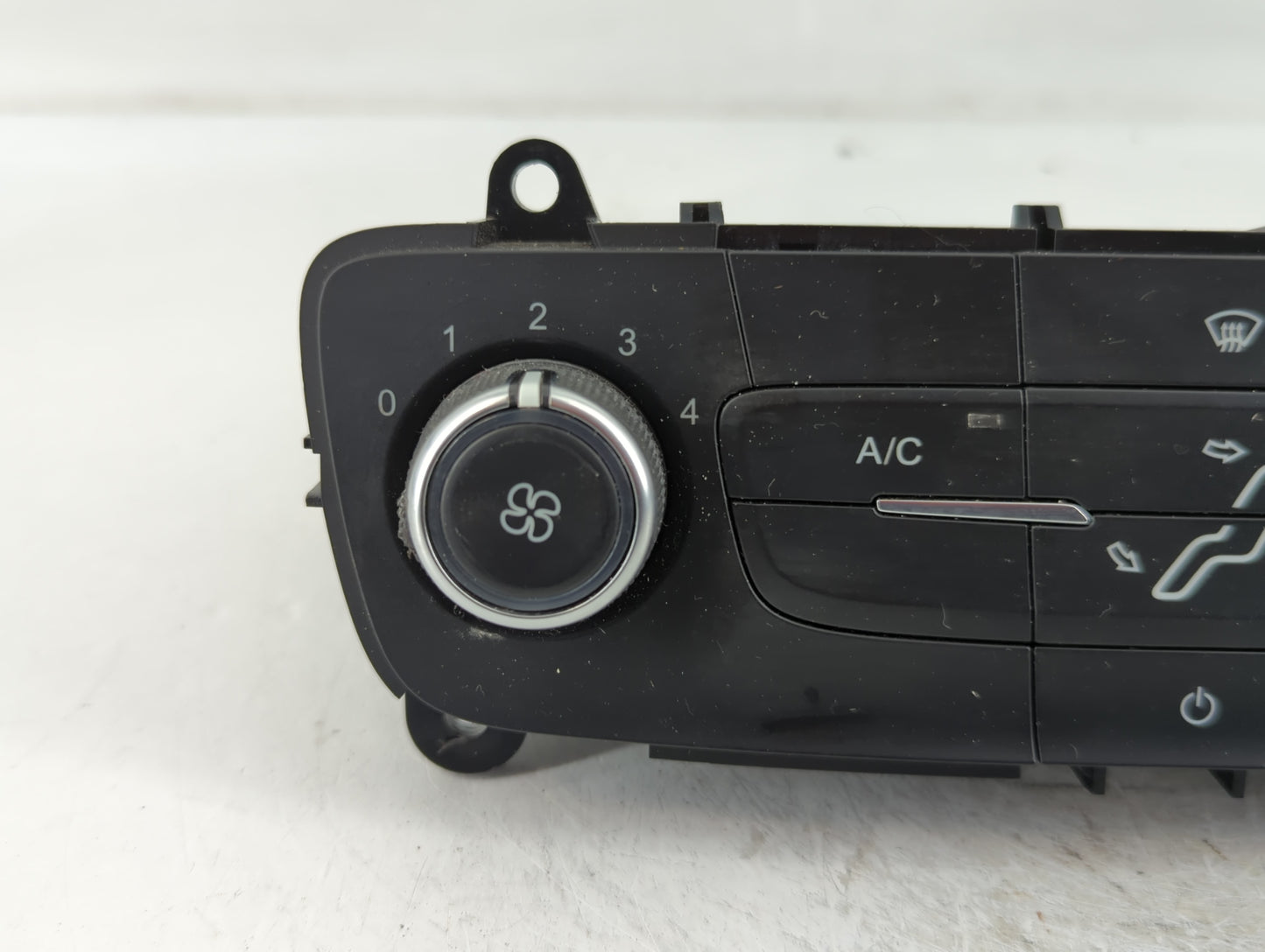 2015-2018 Ford Focus Climate Control Module Temperature AC/Heater Replacement P/N:F1ET-19980-JF Fits Fits 2015 2016 2017 201