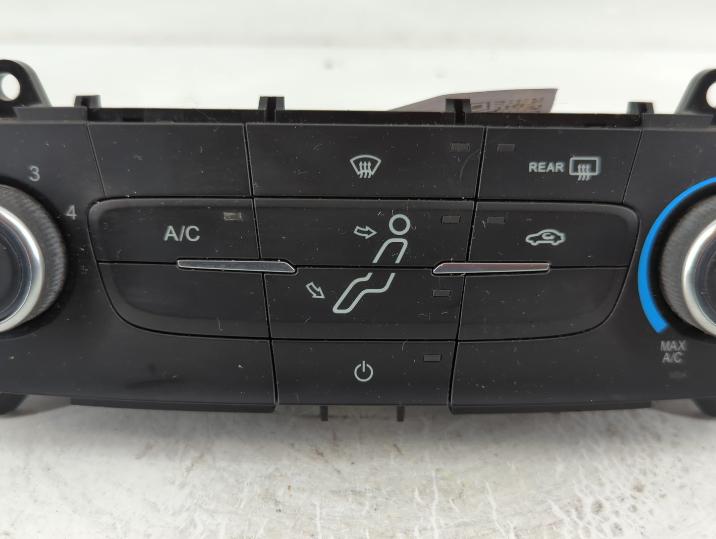 2015-2018 Ford Focus Climate Control Module Temperature AC/Heater Replacement P/N:F1ET-19980-JF Fits Fits 2015 2016 2017 201