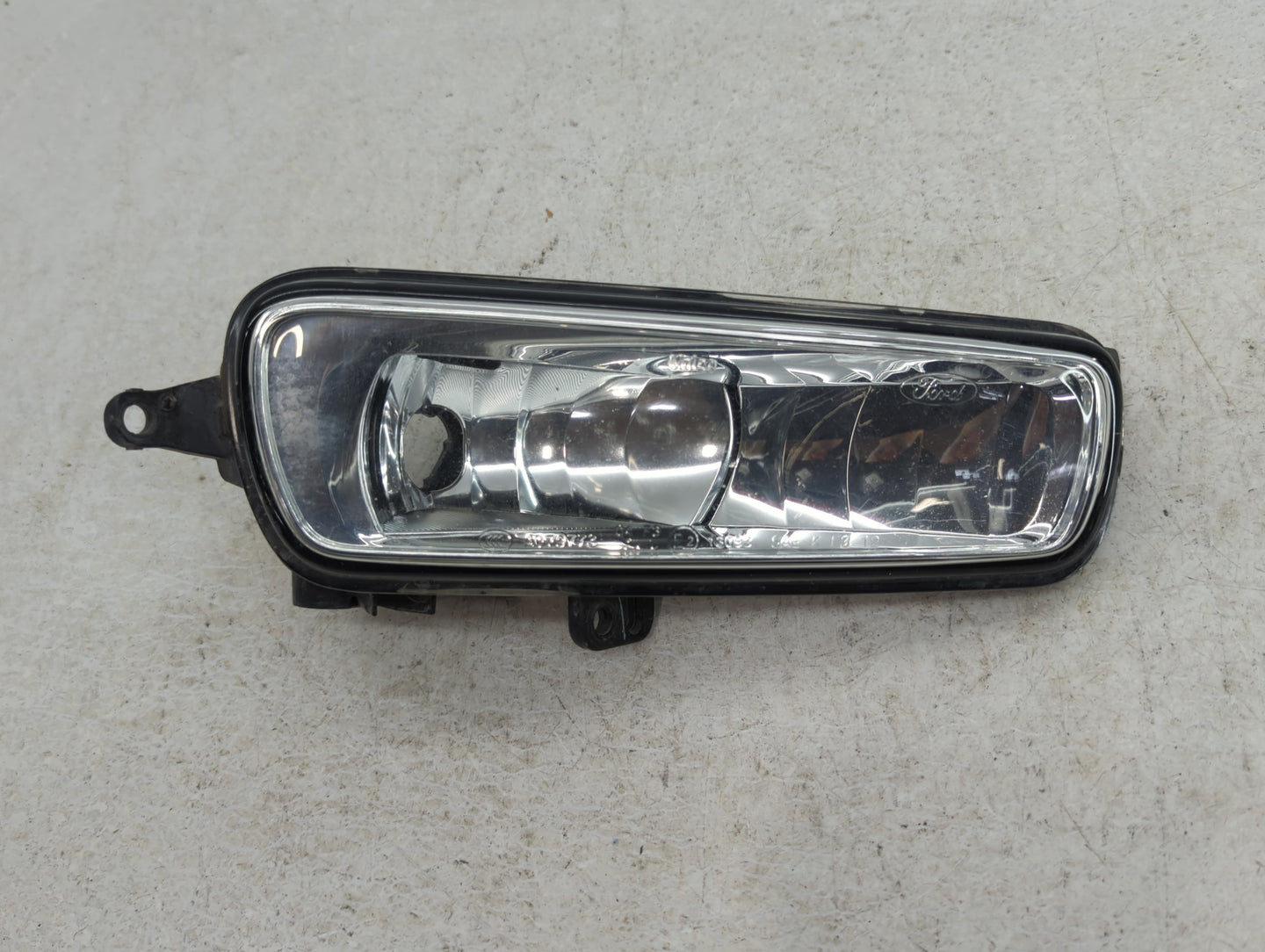 2015-2018 Ford Focus Passenger Right Oem Head Light Headlight Lamp - Oemusedautoparts1.com
