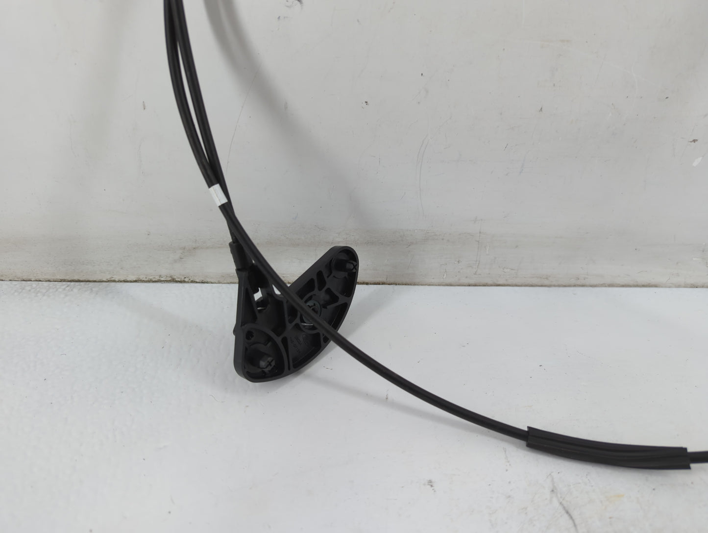 2015 Ford Focus Hood Latch Assembly - Oemusedautoparts1.com