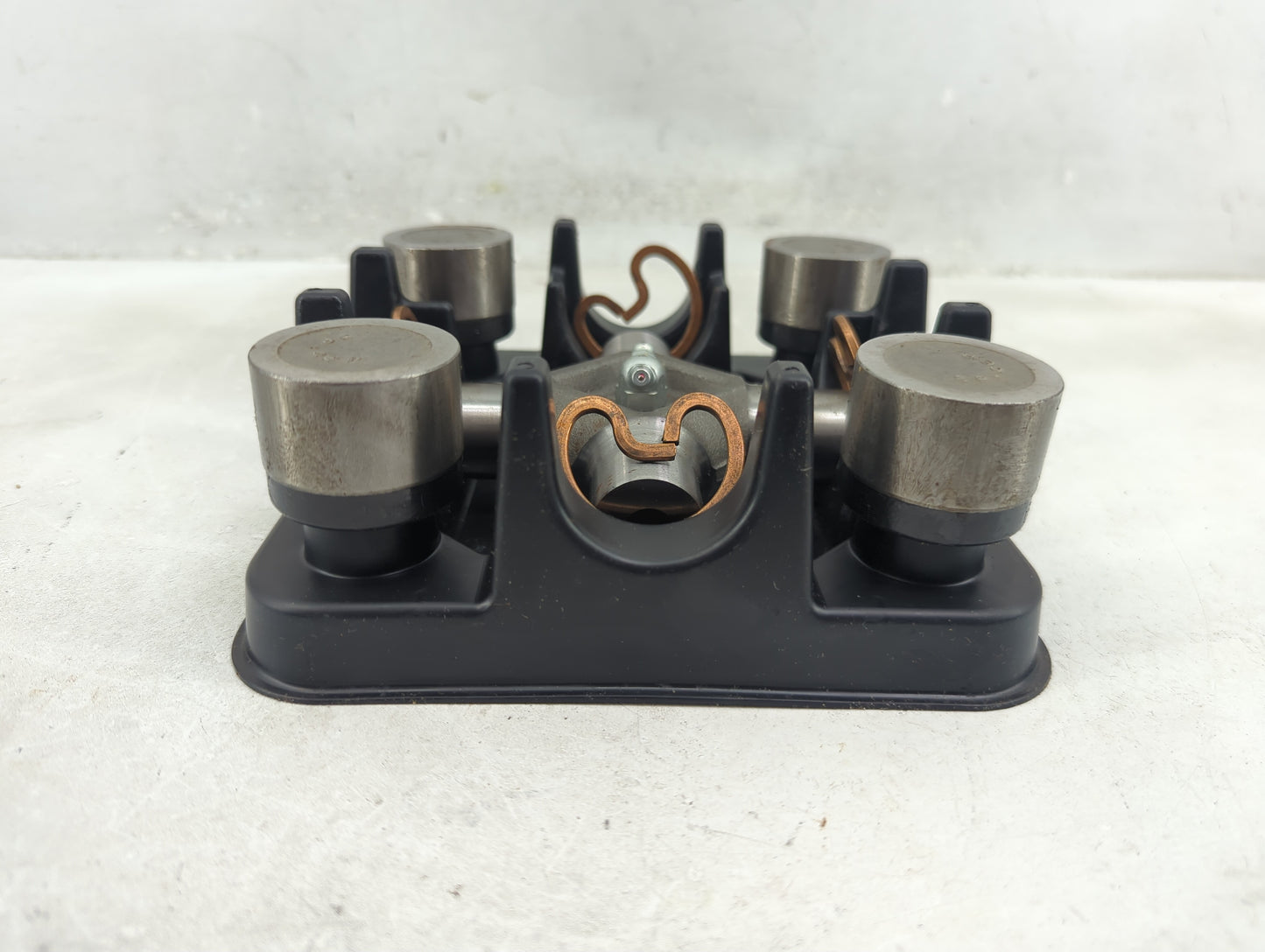 Ford Ford 1416390 - Oemusedautoparts1.com