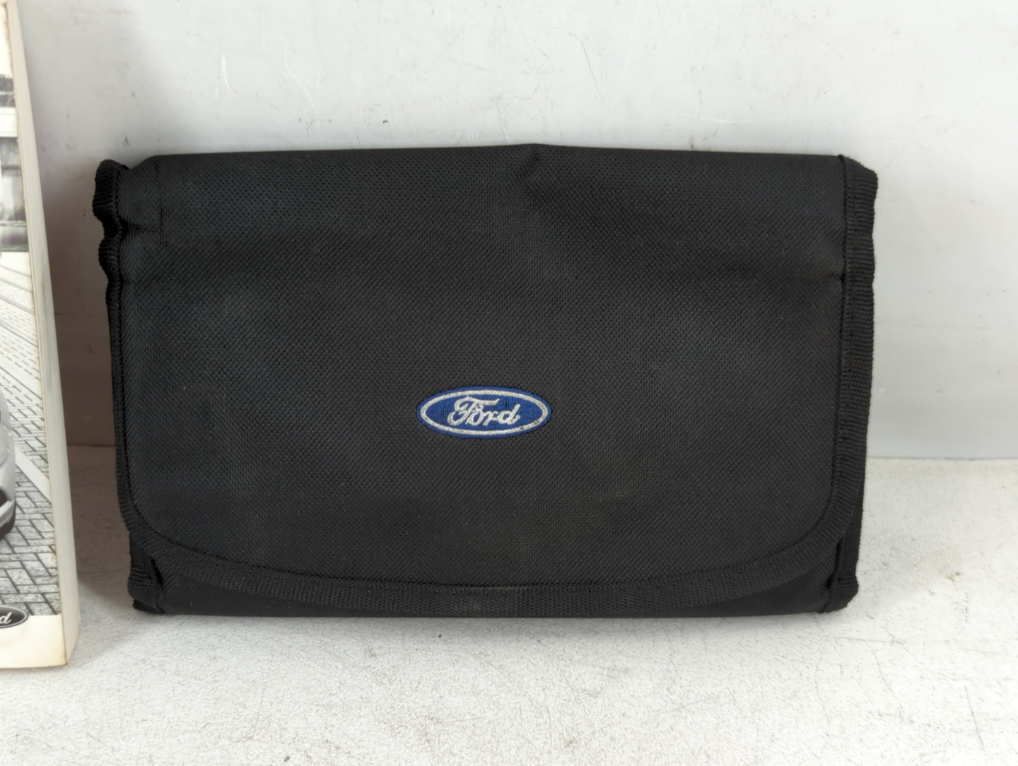 2015 Ford Fusion Owners Manual Book Guide P/N:FE5J 19A321 AA OEM Used Auto Parts - Oemusedautoparts1.com