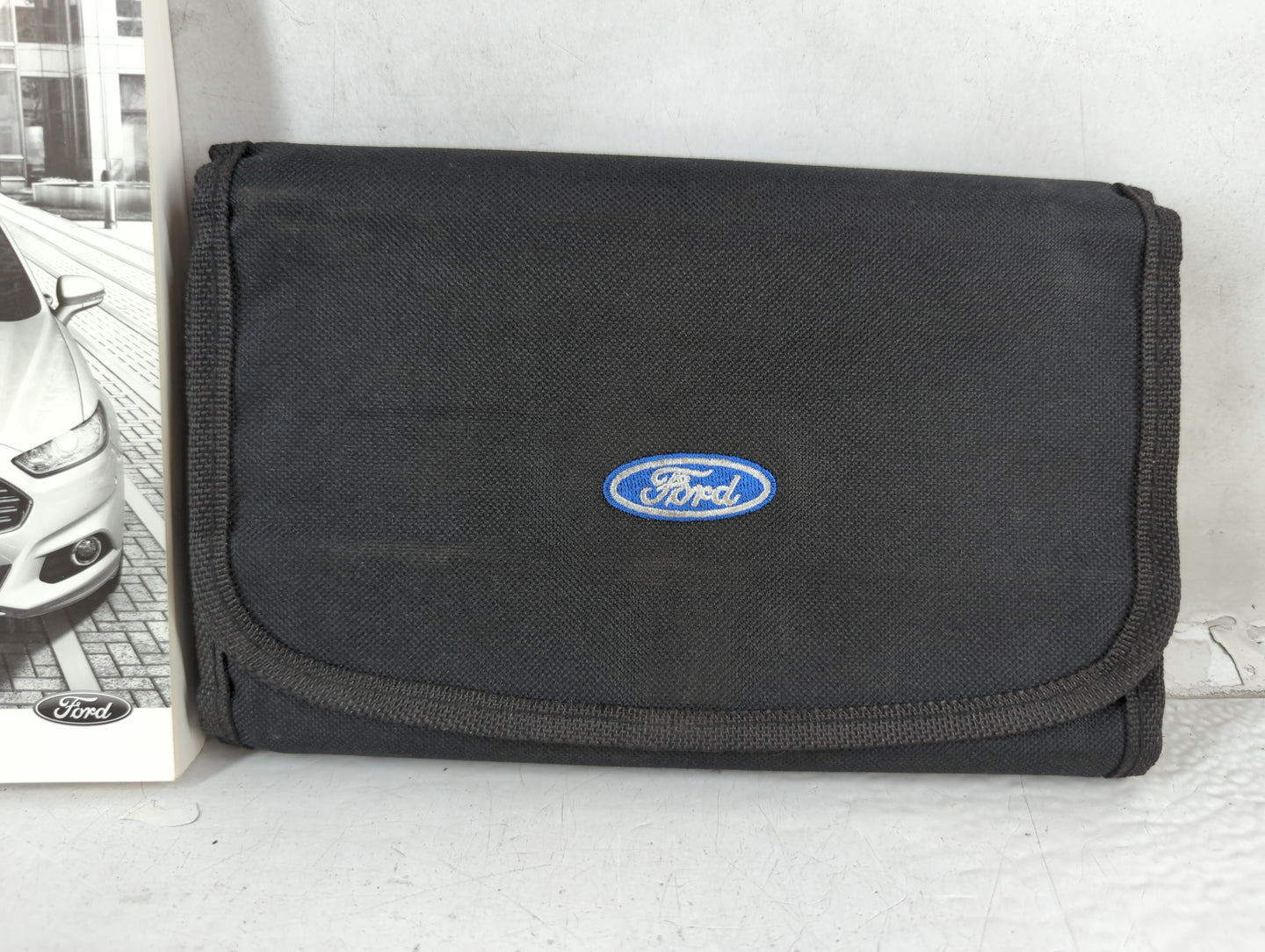 2015 Ford Fusion Owners Manual Book Guide P/N:FE5J 19A321 AB OEM Used Auto Parts - Oemusedautoparts1.com