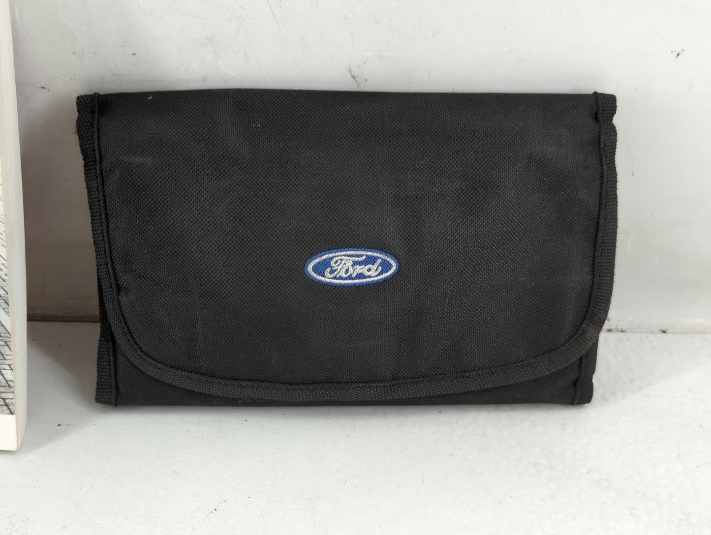 2015 Ford Fusion Owners Manual Book Guide P/N:EF5J 19A321 AB OEM Used Auto Parts - Oemusedautoparts1.com