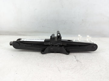 2015 Ford Fusion Spare Scissor Car Jack - Oemusedautoparts1.com