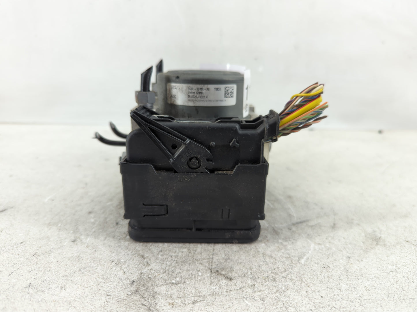 2014-2016 Ford Fusion ABS Pump Control Module Replacement P/N:EG9C-2C405-AE Fits Fits 2014 2015 2016 OEM Used Auto Parts - O