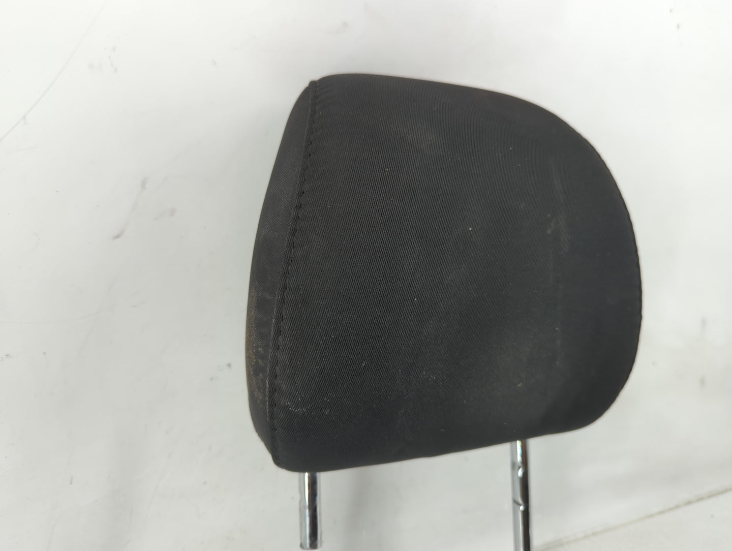 2013-2015 Ford Fusion Headrest Head Rest Rear Seat Fits Fits 2013 2014 2015 OEM Used Auto Parts - Oemusedautoparts1.com
