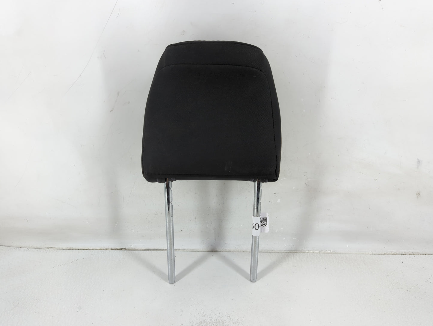 2013-2015 Ford Fusion Headrest Head Rest Rear Seat Fits Fits 2013 2014 2015 OEM Used Auto Parts - Oemusedautoparts1.com