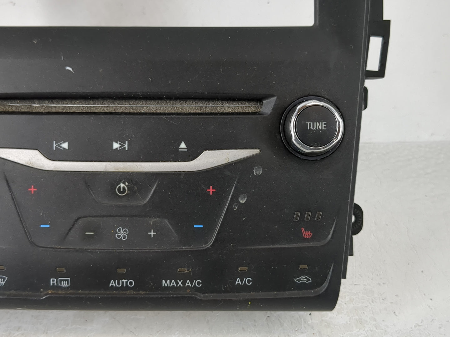 2015 Ford Fusion Radio AM FM Cd Player Receiver Replacement P/N:FS7T-18E245-SD FS7T-18E245-PD Fits OEM Used Auto Parts - Oem