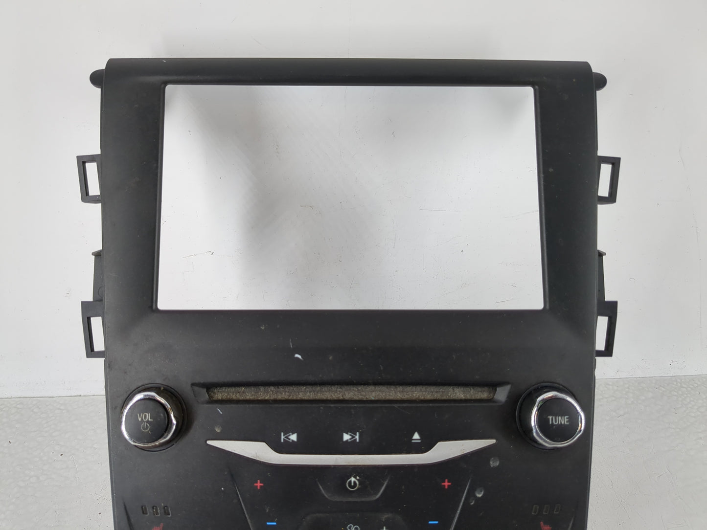 2015 Ford Fusion Radio AM FM Cd Player Receiver Replacement P/N:FS7T-18E245-SD FS7T-18E245-PD Fits OEM Used Auto Parts - Oem