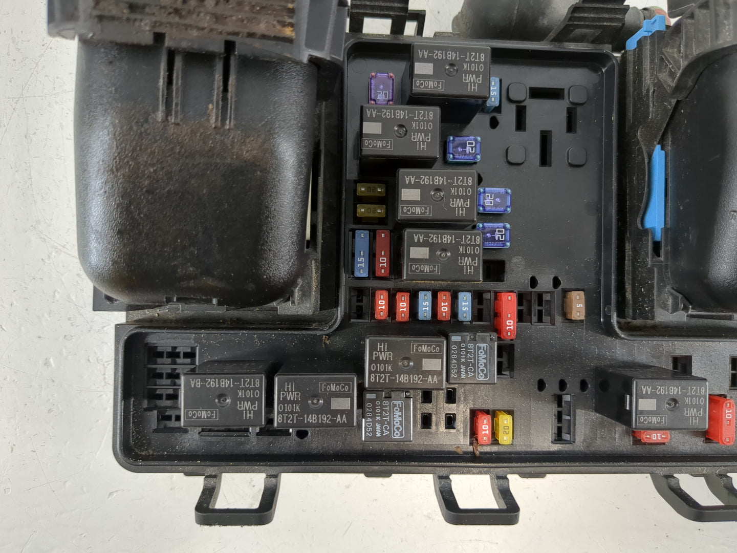 2015-2016 Ford Fusion Fusebox Fuse Box Panel Relay Module P/N:FG9T 14A067 BB Fits Fits 2015 2016 OEM Used Auto Parts - Oemus