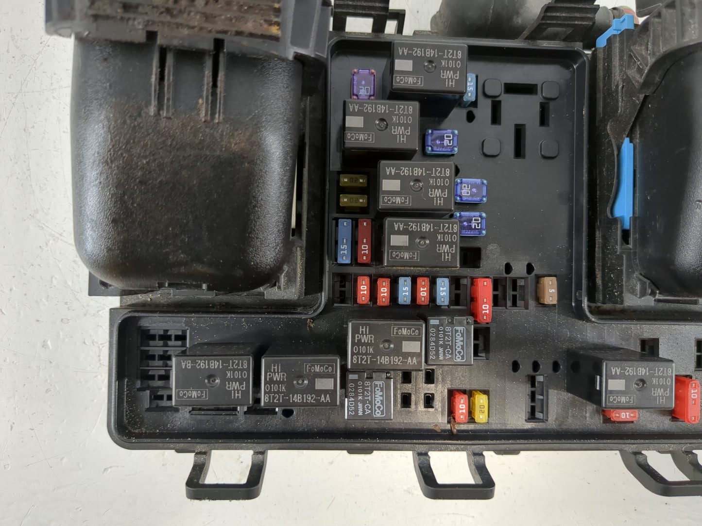 2015-2016 Ford Fusion Fusebox Fuse Box Panel Relay Module P/N:FG9T 14A067 BB Fits Fits 2015 2016 OEM Used Auto Parts - Oemus
