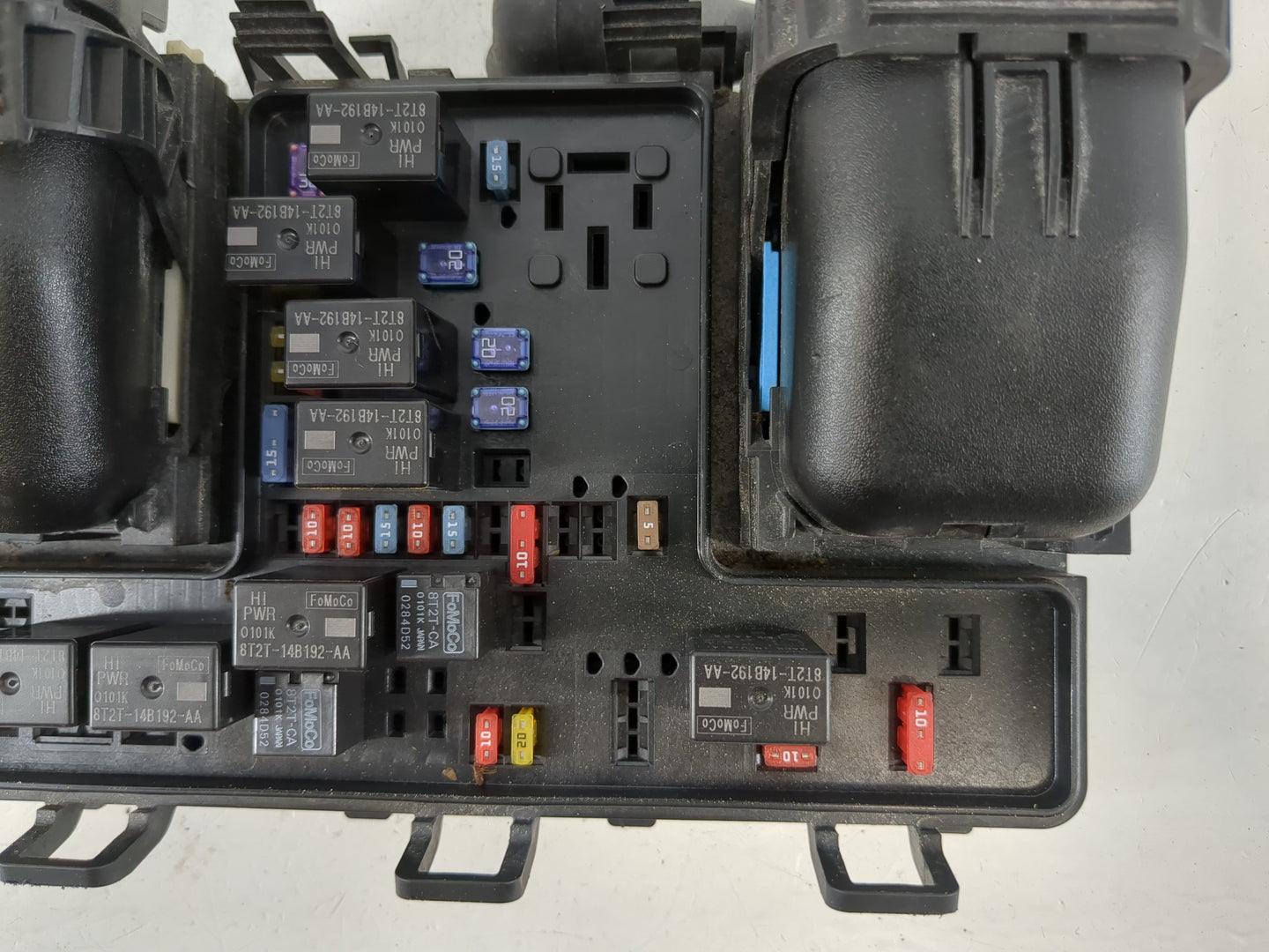 2015-2016 Ford Fusion Fusebox Fuse Box Panel Relay Module P/N:FG9T 14A067 BB Fits Fits 2015 2016 OEM Used Auto Parts - Oemus