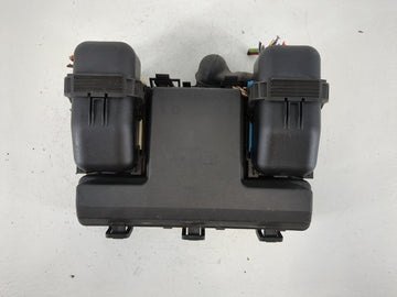 2015-2016 Ford Fusion Fusebox Fuse Box Panel Relay Module P/N:FG9T 14A67 BA Fits Fits 2015 2016 OEM Used Auto Parts - Oemuse