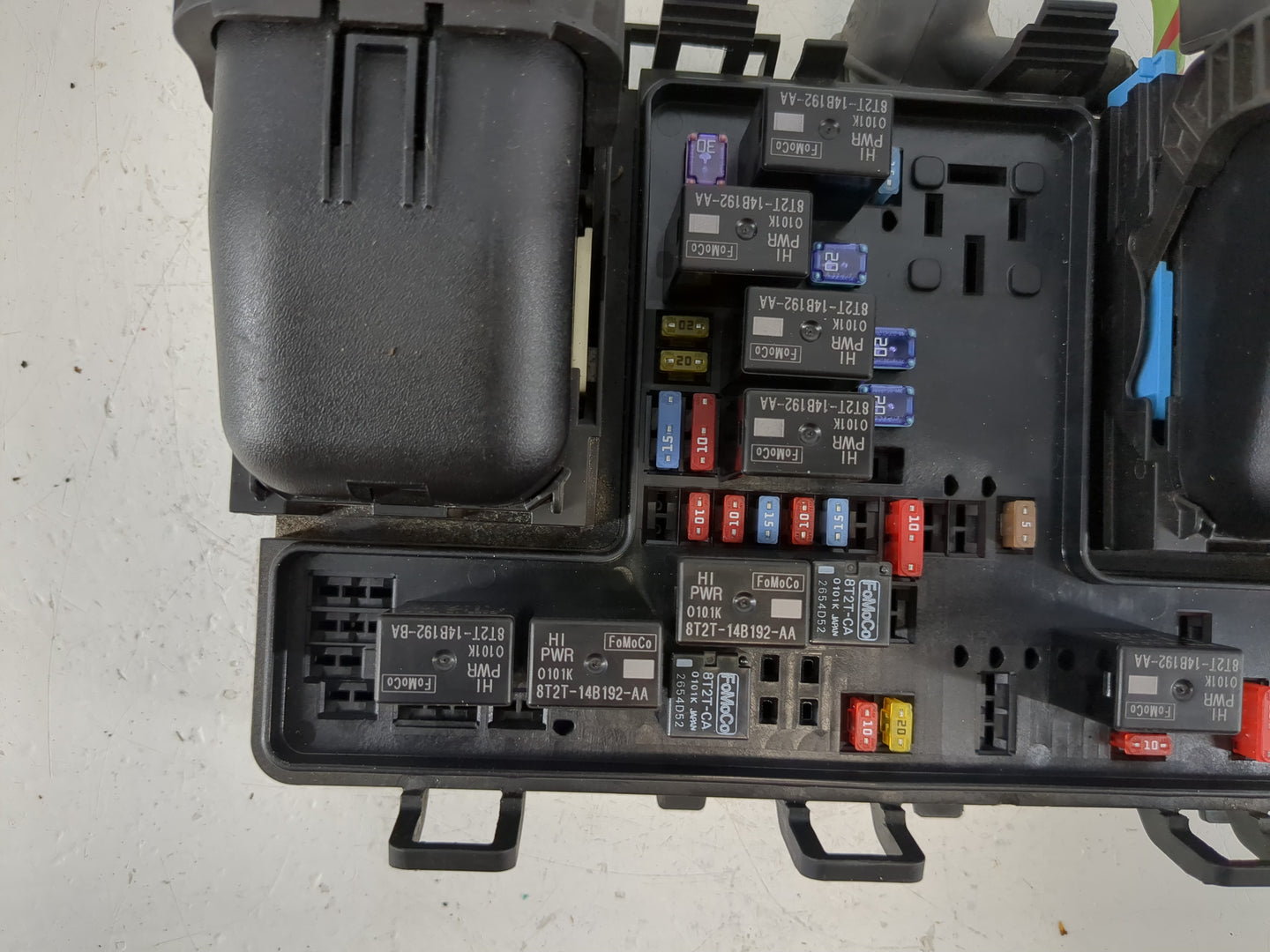 2015-2016 Ford Fusion Fusebox Fuse Box Panel Relay Module P/N:FG9T 14A67 BA Fits Fits 2015 2016 OEM Used Auto Parts - Oemuse
