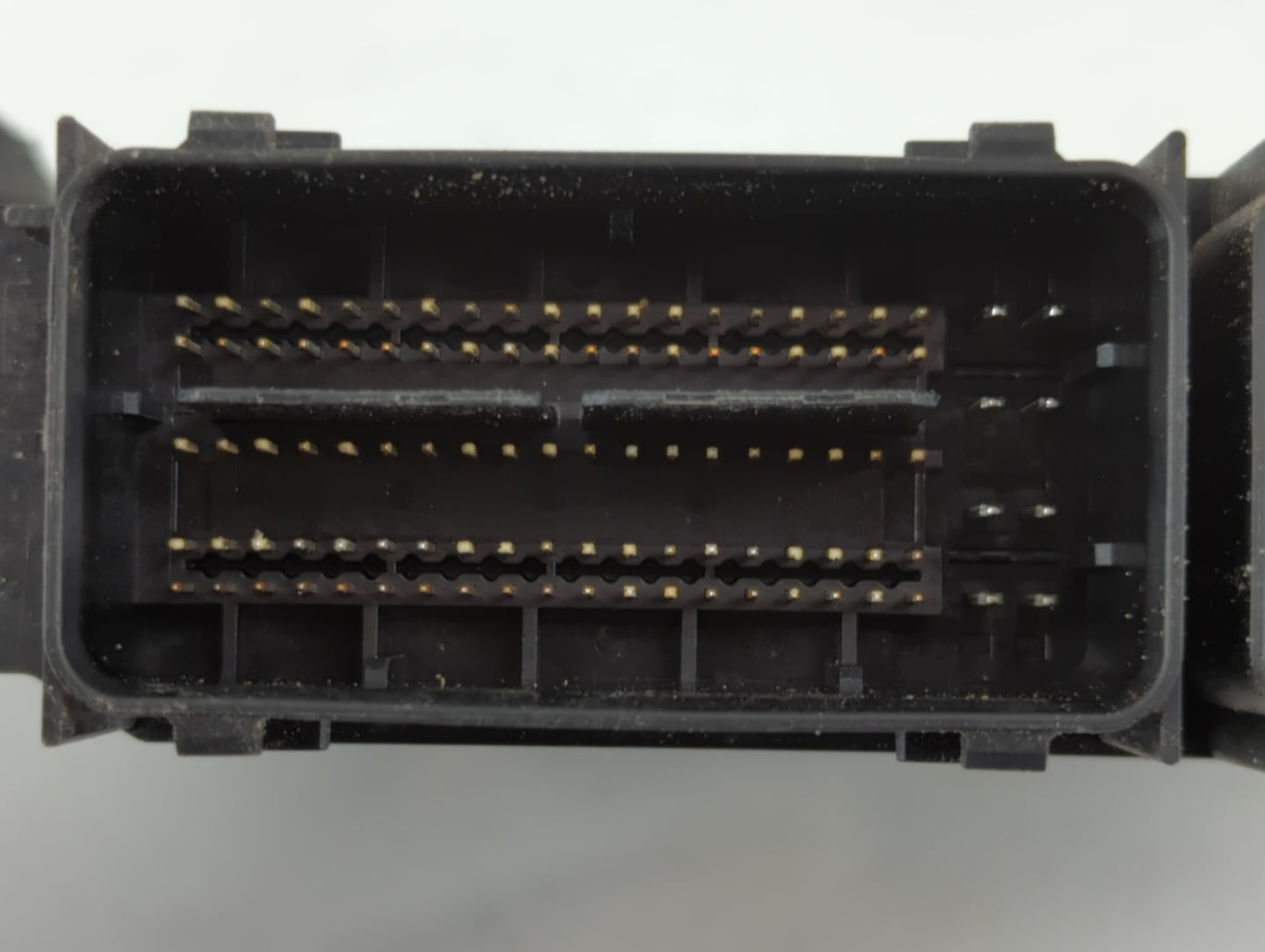 2015 Ford Fusion PCM Engine Control Computer ECU ECM PCU OEM P/N:FJ5A-12B684-AA FS7A-12A650-AVC Fits OEM Used Auto Parts - O