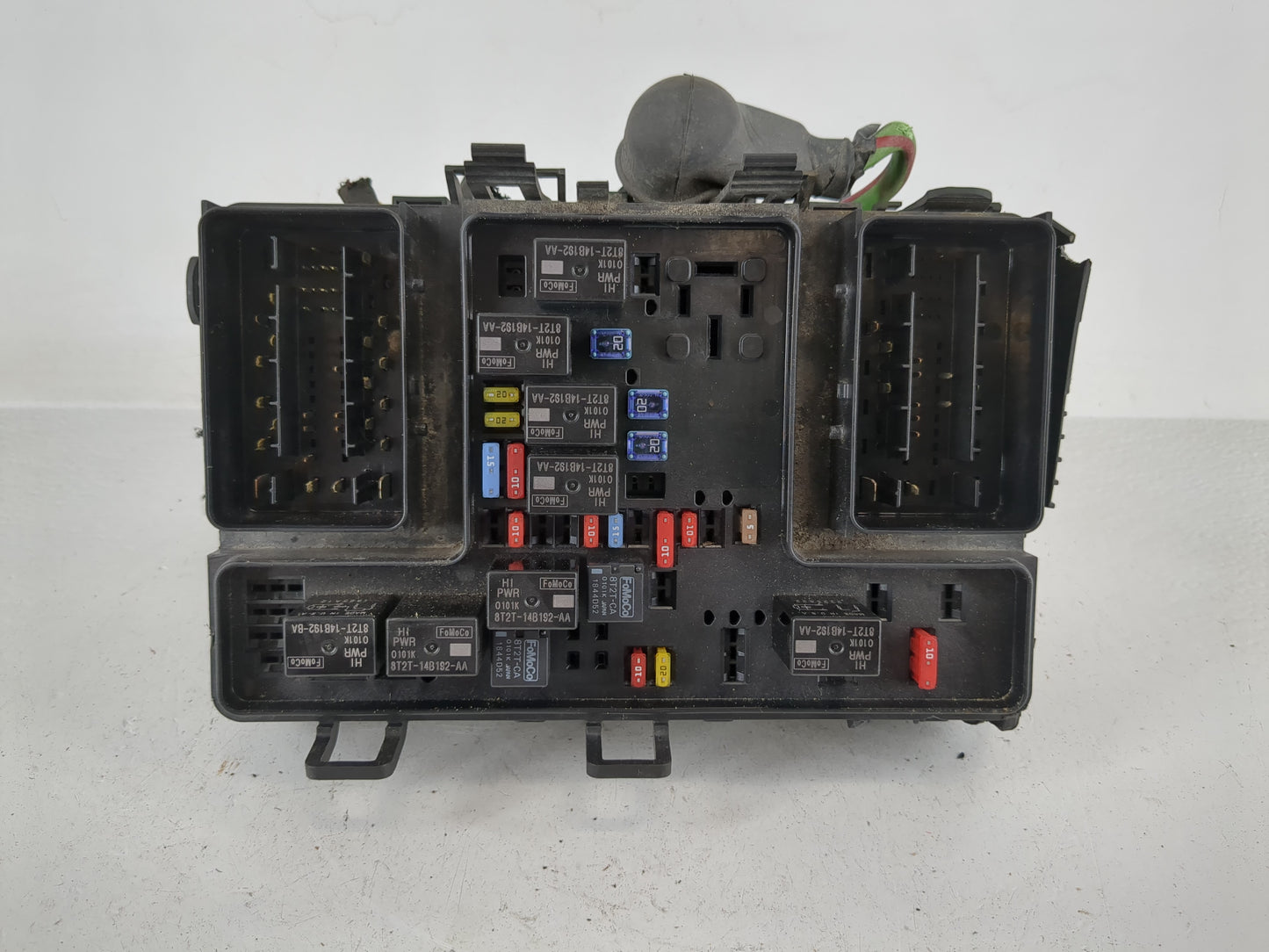 2015-2016 Ford Fusion Fusebox Fuse Box Panel Relay Module P/N:FG9T14A067AC Fits Fits 2015 2016 OEM Used Auto Parts - Oemused