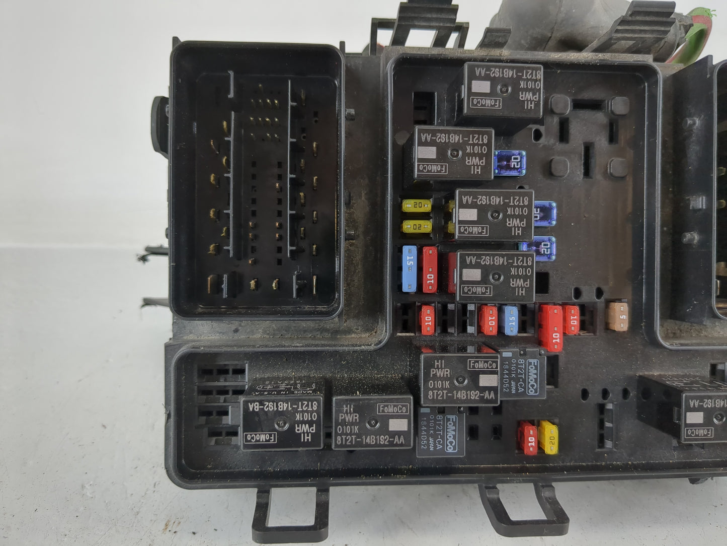 2015-2016 Ford Fusion Fusebox Fuse Box Panel Relay Module P/N:FG9T14A067AC Fits Fits 2015 2016 OEM Used Auto Parts - Oemused