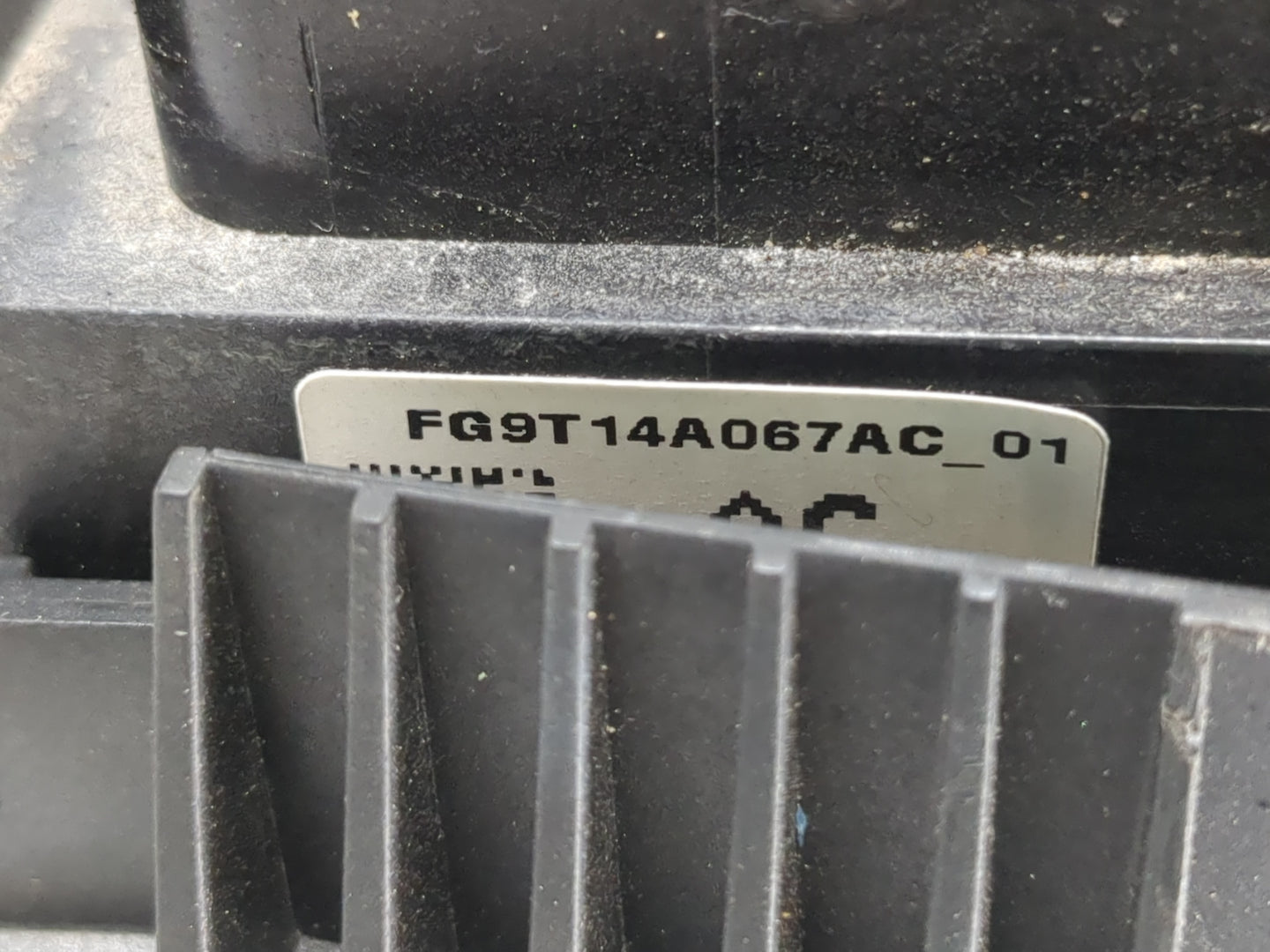 2015-2016 Ford Fusion Fusebox Fuse Box Panel Relay Module P/N:FG9T14A067AC Fits Fits 2015 2016 OEM Used Auto Parts - Oemused
