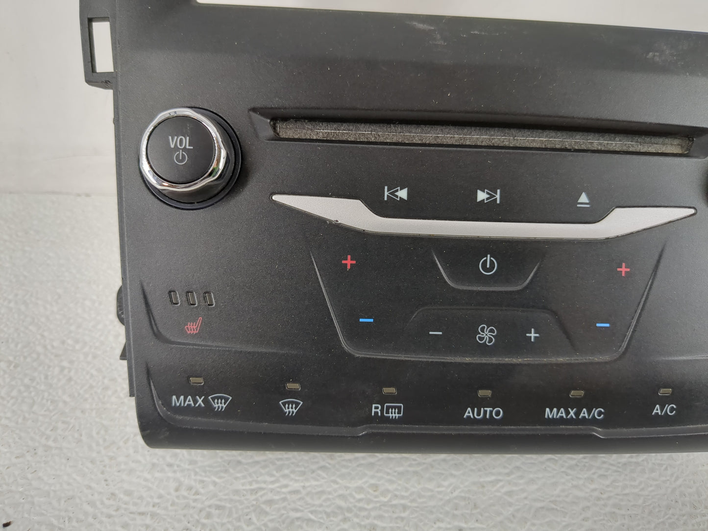 2015 Ford Fusion Radio AM FM Cd Player Receiver Replacement P/N:FS7T-18E245-SD Fits OEM Used Auto Parts - Oemusedautoparts1.