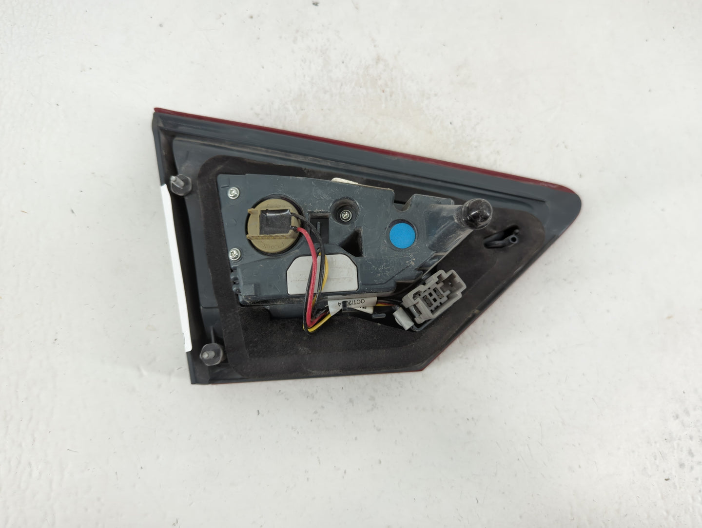 2013-2016 Ford Fusion Tail Light Assembly Passenger Right OEM P/N:DS73-13A602-BE Fits Fits 2013 2014 2015 2016 OEM Used Auto