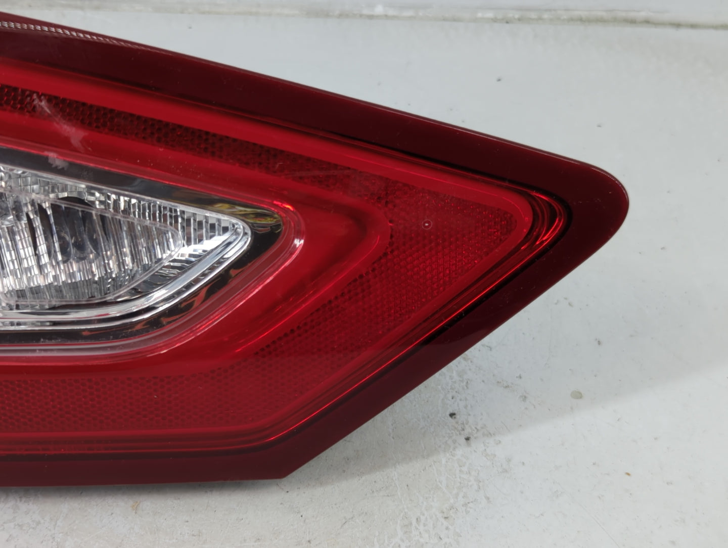 2013-2016 Ford Fusion Tail Light Assembly Driver Left OEM P/N:F00HTF405200 Fits Fits 2013 2014 2015 2016 OEM Used Auto Parts