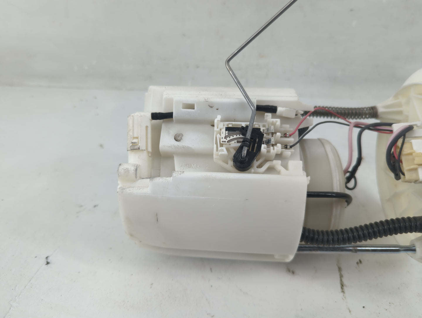 2013-2020 Ford Fusion Electrical Gas Fuel Pump Assembly - Oemusedautoparts1.com