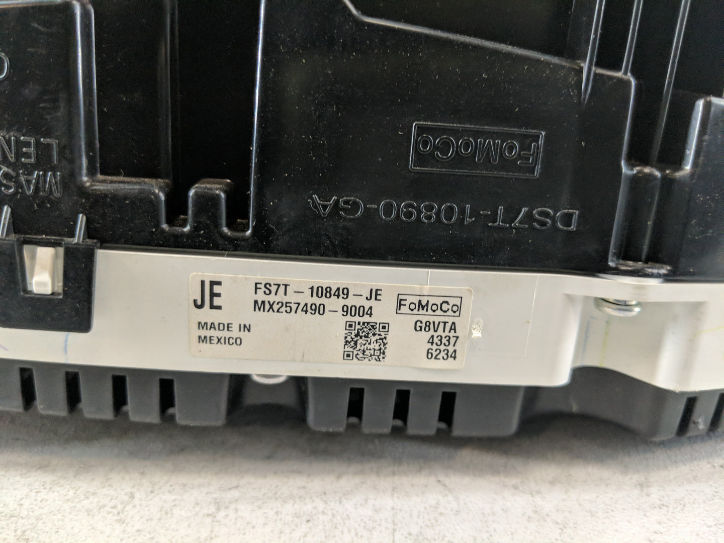 2015 Ford Fusion Instrument Cluster Speedometer Gauges P/N:FS7T-10849-JE Fits OEM Used Auto Parts - Oemusedautoparts1.com