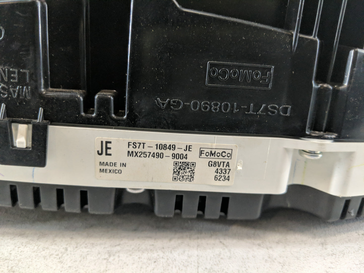 2015 Ford Fusion Instrument Cluster Speedometer Gauges P/N:FS7T-10849-JE Fits OEM Used Auto Parts - Oemusedautoparts1.com