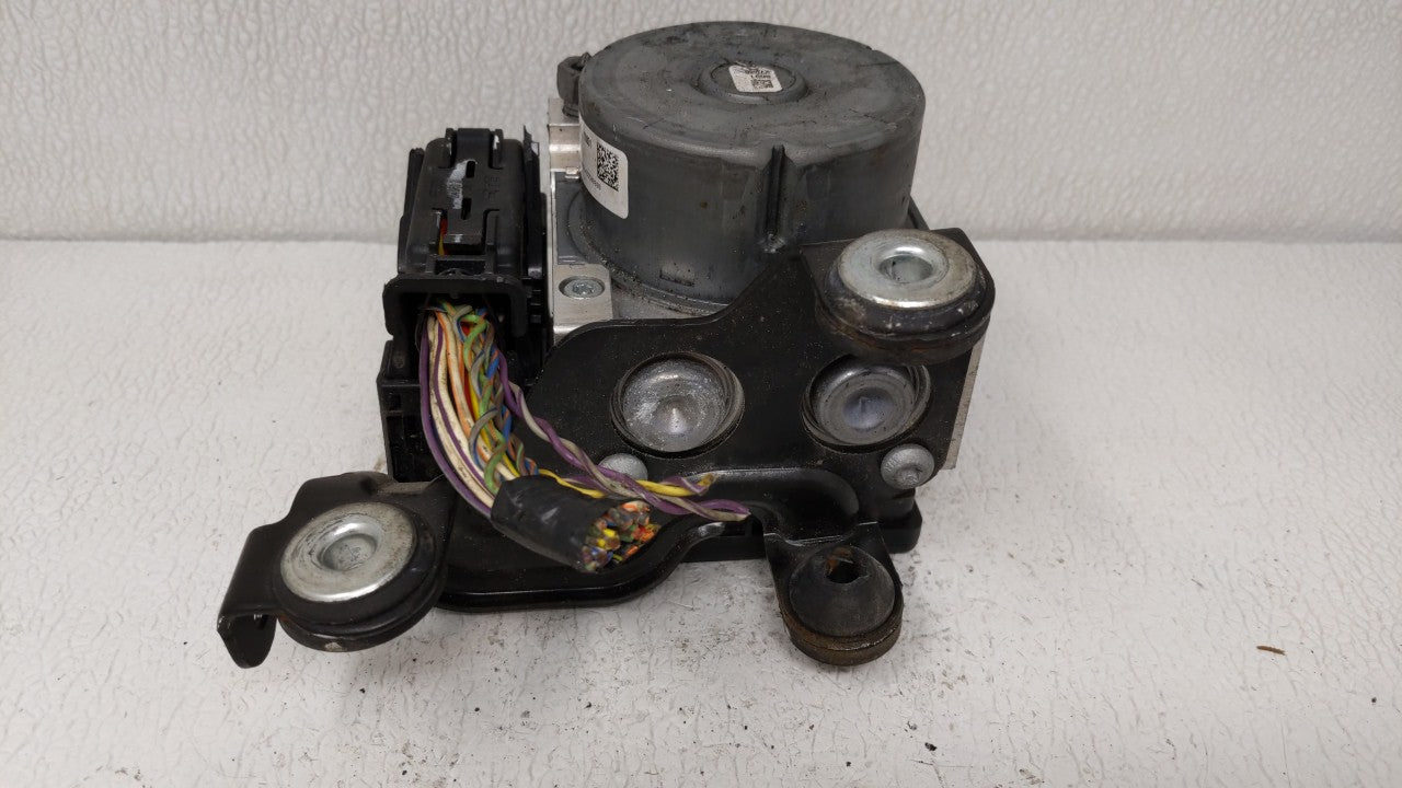 2014-2016 Ford Fusion ABS Pump Control Module Replacement P/N:EG9C-2C405-AD EG9C-2C405-AF Fits Fits 2014 2015 2016 OEM Used 