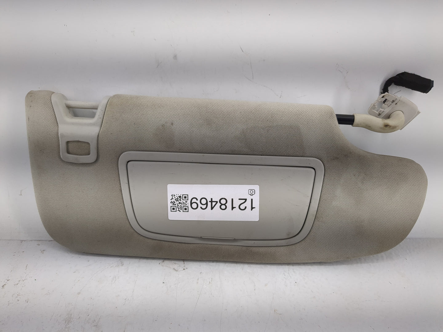 2015-2016 Ford Fusion Sun Visor Shade Replacement Passenger Right Mirror Fits Fits 2015 2016 OEM Used Auto Parts - Oemusedau
