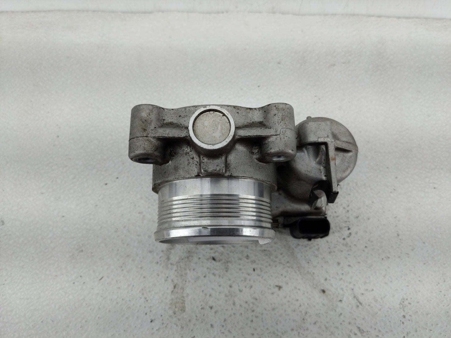 2014-2020 Ford Fusion Throttle Body P/N:DS7E-9F991-BB Fits Fits 2014 2015 2016 2017 2018 2019 2020 2021 2022 OEM Used Auto P