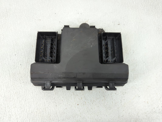 2015-2016 Ford Fusion Fusebox Fuse Box Panel Relay Module P/N:DG9T14A075AA Fits Fits 2015 2016 OEM Used Auto Parts - Oemused