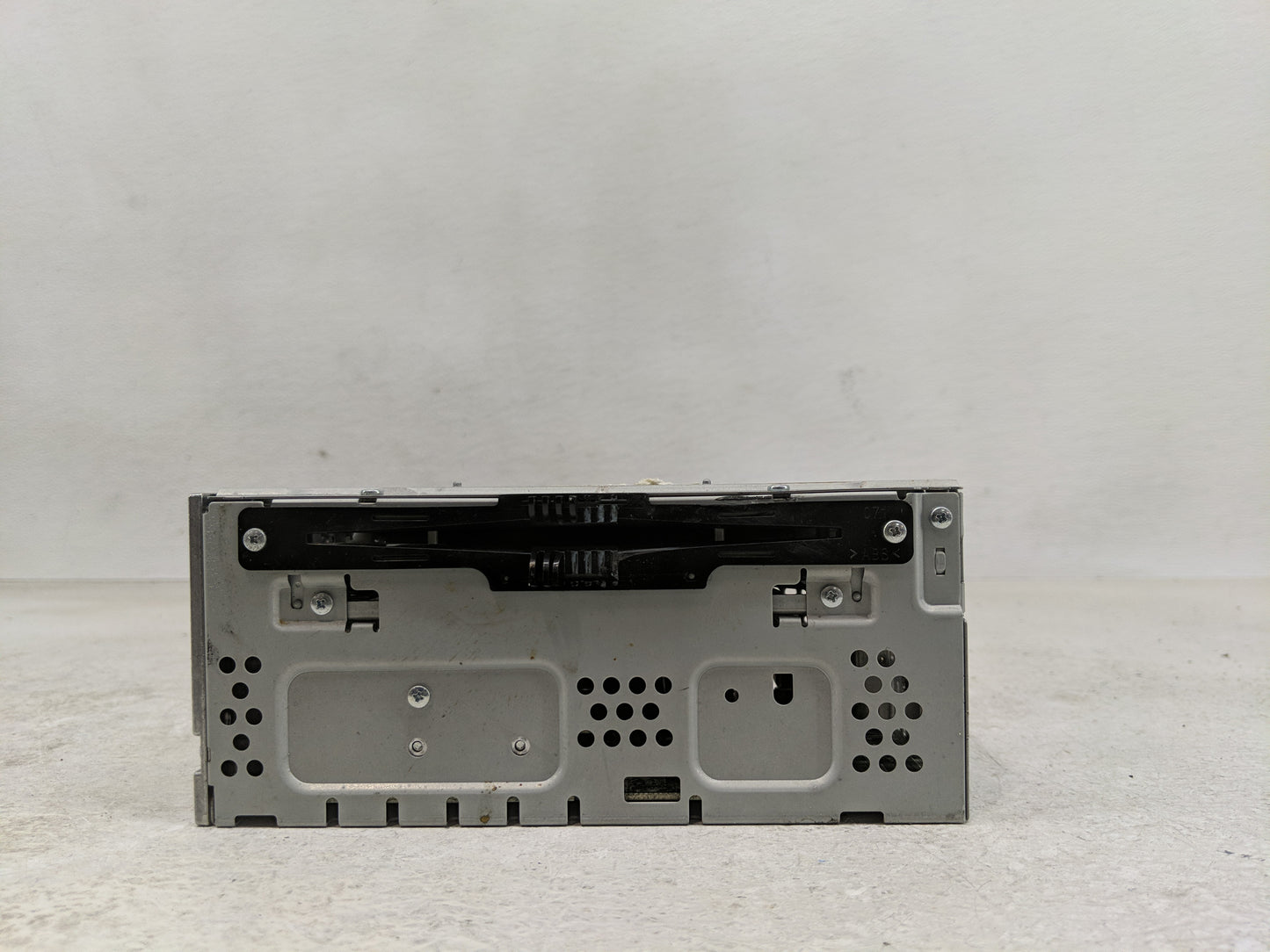 2013-2015 Ford Fusion Radio AM FM Cd Player Receiver Replacement P/N:CQ-FJ22E0UME Fits Fits 2013 2014 2015 OEM Used Auto Par