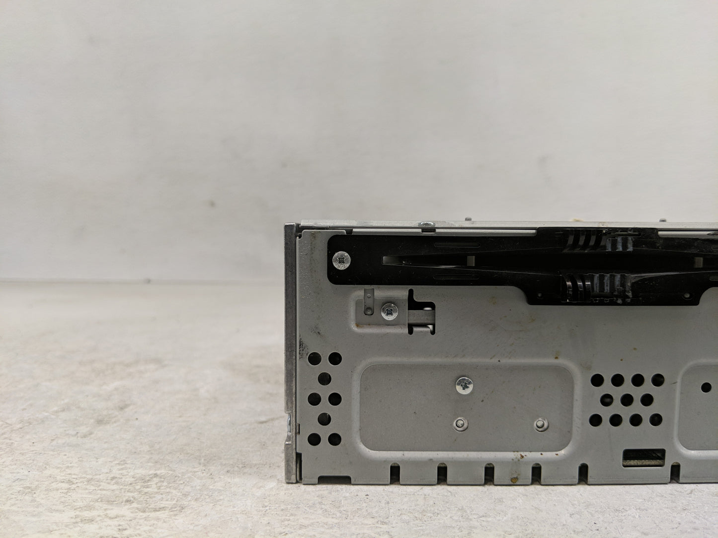 2013-2015 Ford Fusion Radio AM FM Cd Player Receiver Replacement P/N:CQ-FJ22E0UME Fits Fits 2013 2014 2015 OEM Used Auto Par