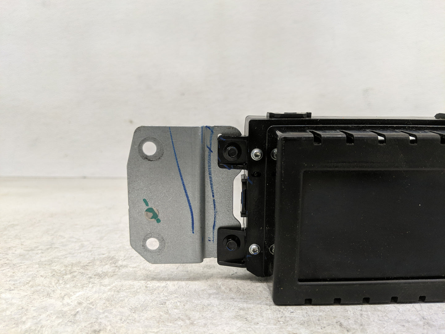 2015 Ford Fusion Radio AM FM Cd Player Receiver Replacement P/N:ES7T-18B955-CB Fits OEM Used Auto Parts - Oemusedautoparts1.