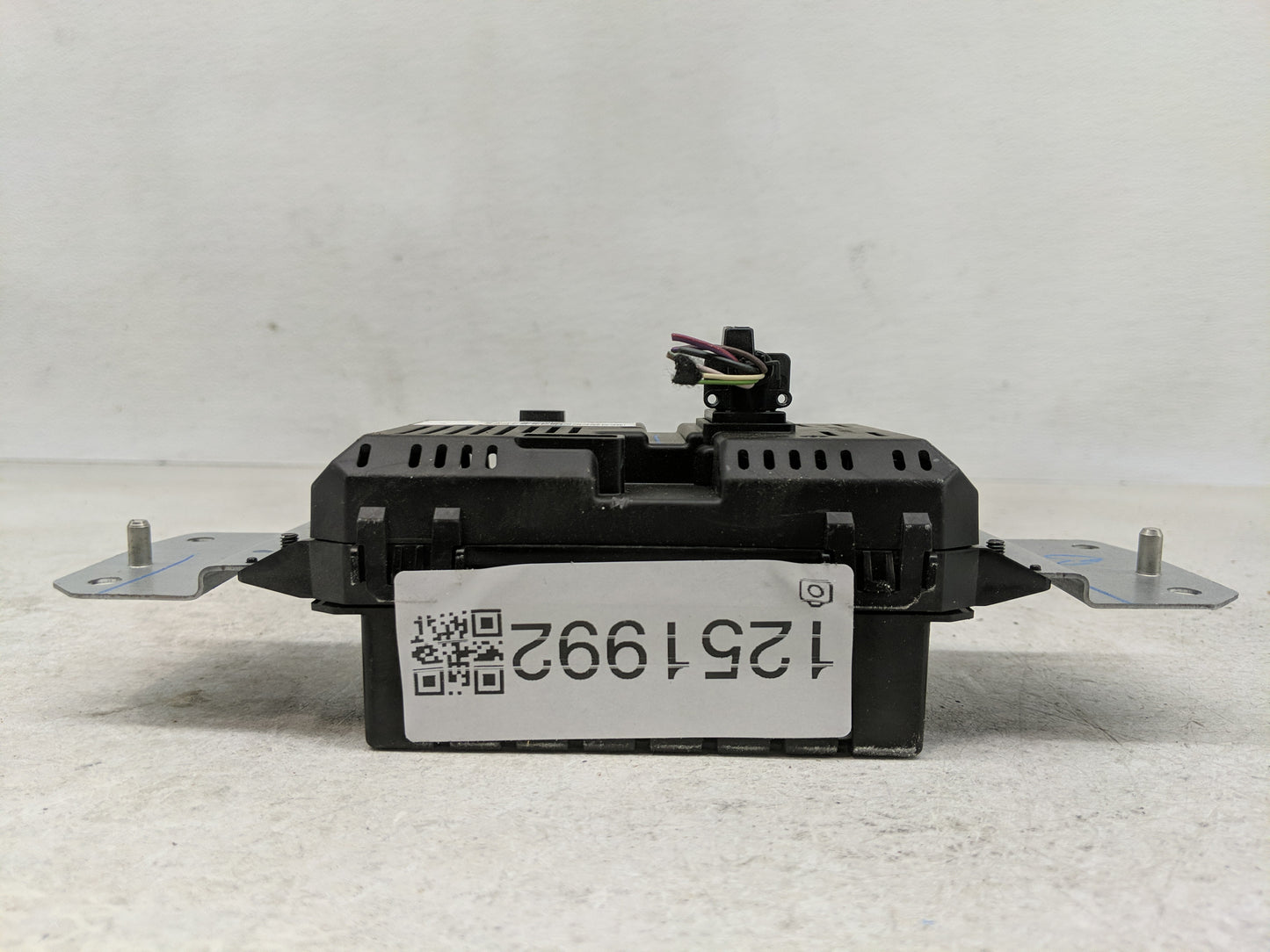 2015 Ford Fusion Radio AM FM Cd Player Receiver Replacement P/N:ES7T-18B955-CB Fits OEM Used Auto Parts - Oemusedautoparts1.