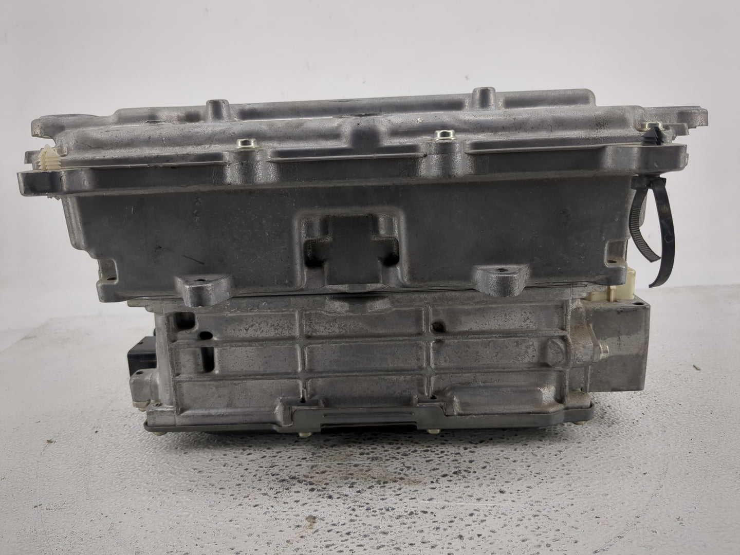 2013-2020 Ford Fusion Hybrid DC Synergy Drive Power Inverter P/N:FG98-7B012-BC Fits Fits 2013 2014 2015 2016 2017 2018 2019 