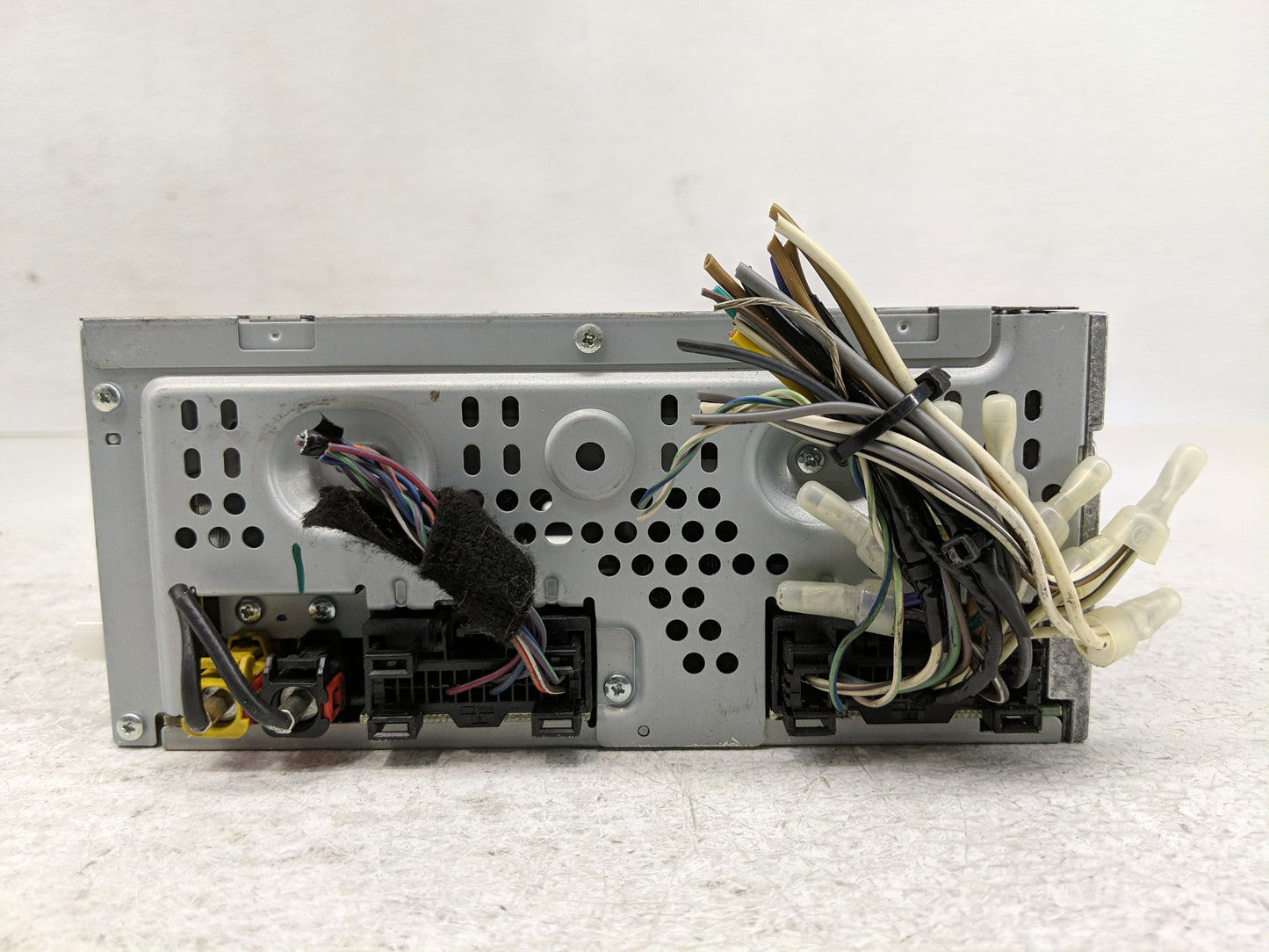2013-2015 Ford Fusion Radio AM FM Cd Player Receiver Replacement P/N:DS7T-19C107-BG Fits Fits 2013 2014 2015 OEM Used Auto P