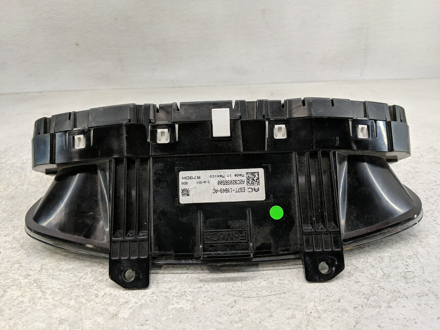 2014-2015 Ford Fusion Instrument Cluster Speedometer Gauges P/N:DS7T-10890-GA DS7T-10849-JJ Fits Fits 2014 2015 OEM Used Aut