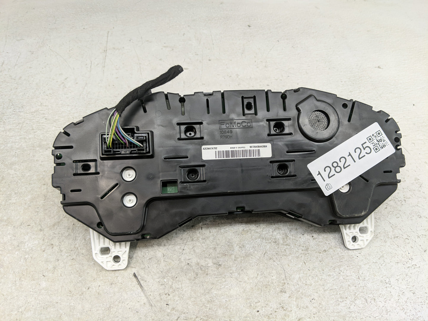2015 Ford Fusion Instrument Cluster Speedometer Gauges P/N:FS7T-10849-ED Fits OEM Used Auto Parts - Oemusedautoparts1.com
