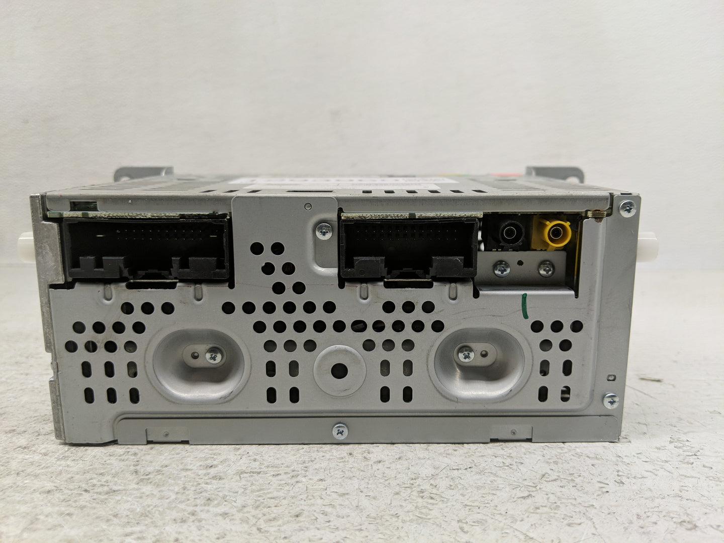 2013-2015 Ford Fusion Radio AM FM Cd Player Receiver Replacement P/N:DS7T-19C107-BG Fits Fits 2013 2014 2015 OEM Used Auto P