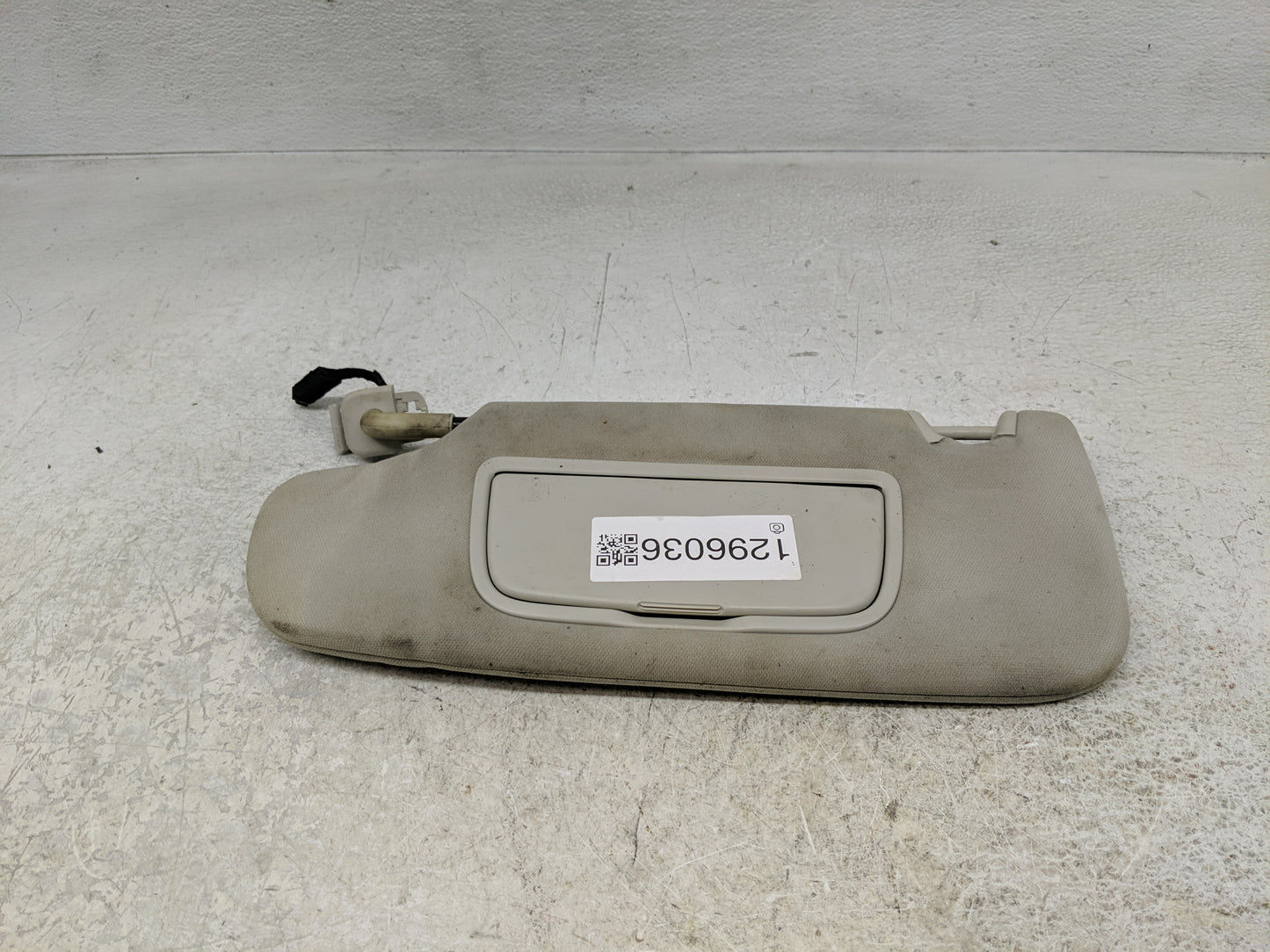 2015-2016 Ford Fusion Sun Visor Shade Replacement Driver Left Mirror Fits Fits 2015 2016 OEM Used Auto Parts - Oemusedautopa