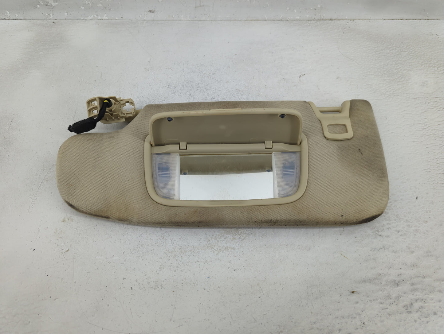 2015-2016 Ford Fusion Sun Visor Shade Replacement Passenger Right Mirror Fits Fits 2015 2016 OEM Used Auto Parts - Oemusedau